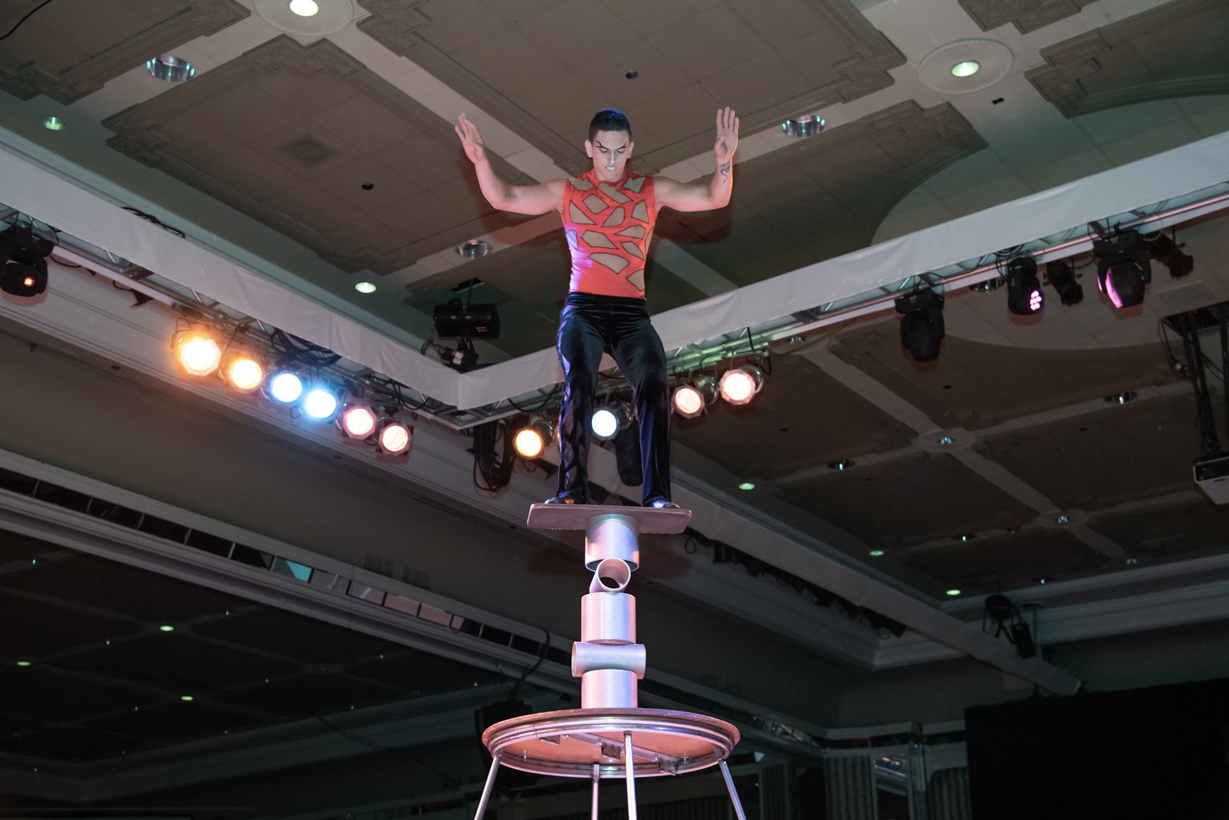 110318_acw_dancinggallery-784.jpg